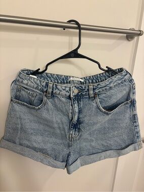 PacSun Light Wash High-Rise Denim Mom Shorts